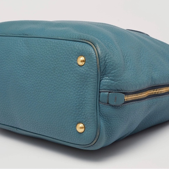 EUC Prada Vitello Daino Leather Side Zip Shopper tote - Picture 15 of 17